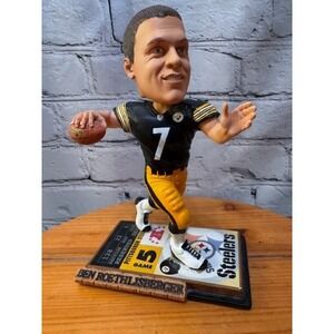 Ben Roethlisberger Steelers NFL Legends Of "The Field" Bobblehead #4920 Sect 128